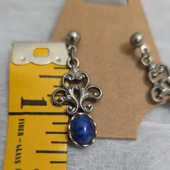 Sarah Coventry Silver and Blue Vintage Earrings - Picture 6 of 8
